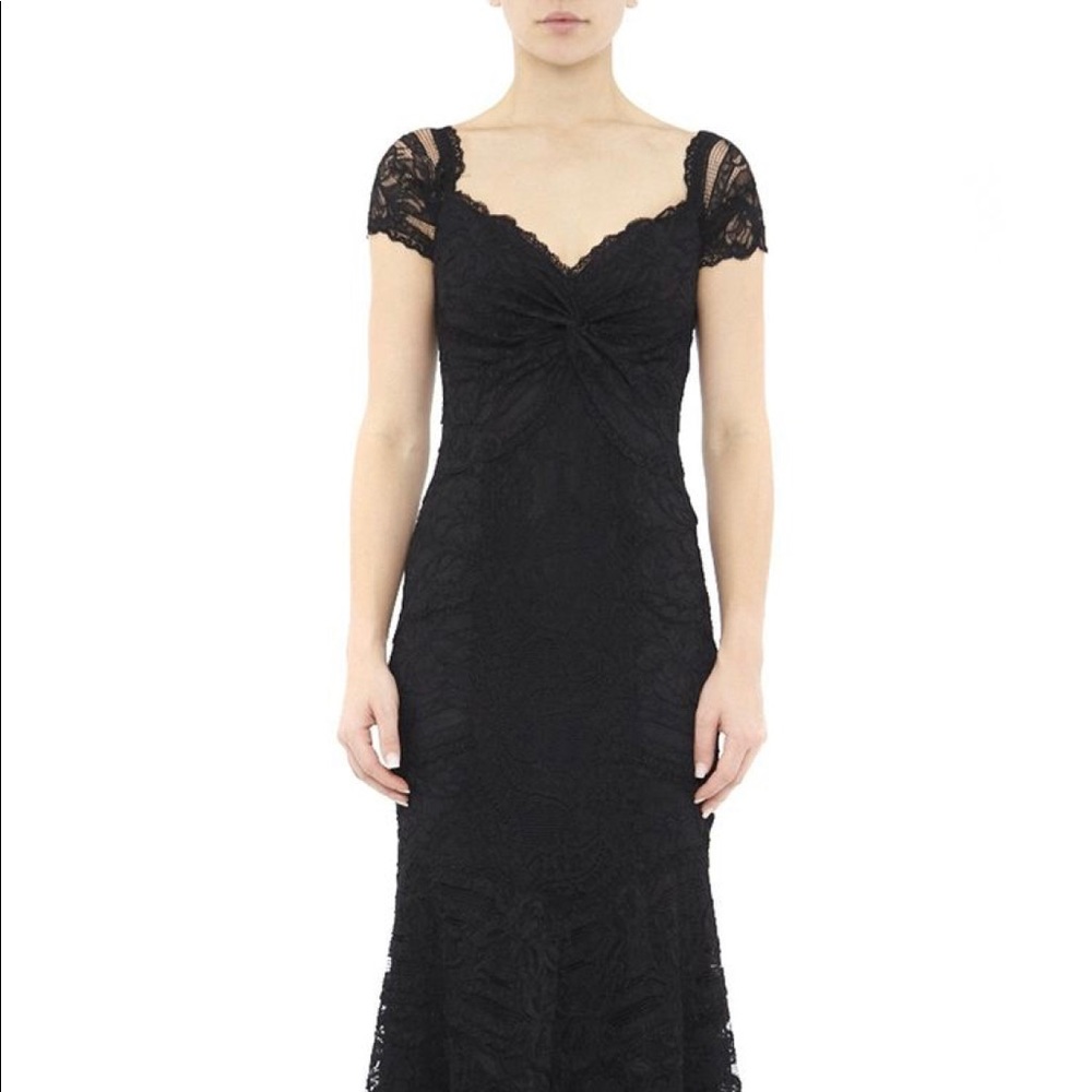 Nicole Miller Loren Stretch Lace Gown - 6 NWT